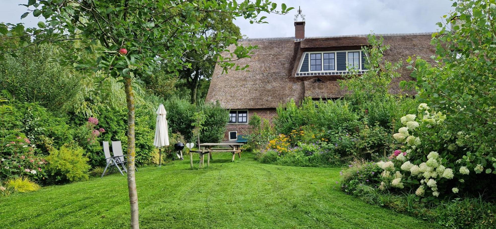 Magnificent Farmhouse In Central Holland 4A & 2C Schoonrewoerd 외부 사진